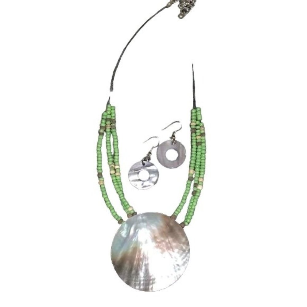 Mother of Pearl Necklace Set Earrings Pierced Seed Beads Silver Wire Green